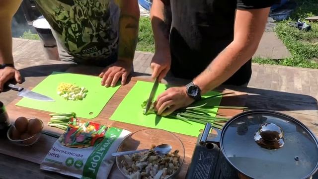 Жареный рис с морепродуктами. Вкусно, как в Таиланде! смотреть онлайн
