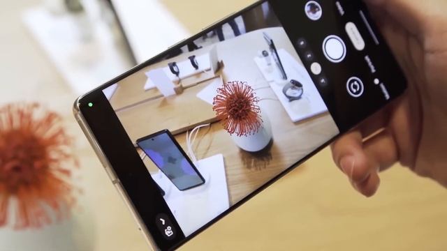 Pixel 7 Pro VS Google pixel 6 Pro - SHOULD YOU UPGRADE ? смотреть онлайн