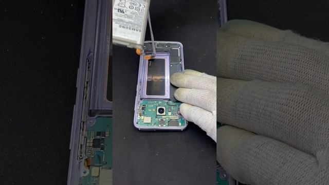 Где взять оригинальный аккумулятор на телефон Samsung? Замена аккумулятора на Samsung s8? смотреть онлайн