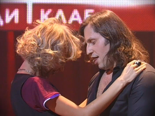 Александр Ревва и Гарик Мартиросян - Артур Пирожков и Маша Малиновская