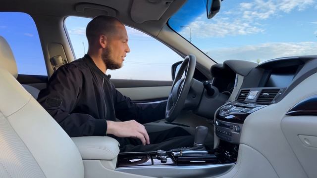 Что за БИЗНЕС С*КА? INFINITI M25 !