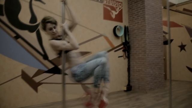 LoDanceStudio & AlHSTUDIO - Pole dance смотреть онлайн