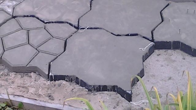 Садовая дорожка тротуарная плитка вибростол вакуумно формовочный станок своими руками 1 смотреть онлайн