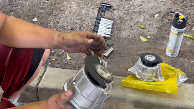 Every AMG Owner Needs This Repair: C63 AMG Engine Mount Replacement DIY W204 C-Class Mercedes смотреть онлайн