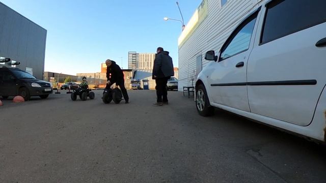 Задом на Моноколесе за 10 минут! Процесс обучения на Моноколесе езде задом на перёд. смотреть онлайн