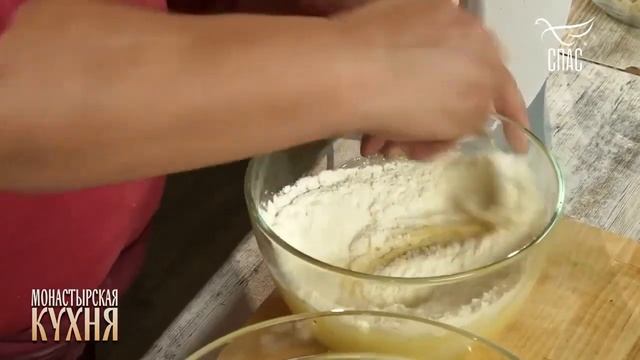 МОНАСТЫРСКАЯ КУХНЯ ШПЕЦЛЕ ПОД ГРИБНЫМ СОУСОМ ОРЕХОВЫЙ ТОРТ смотреть онлайн