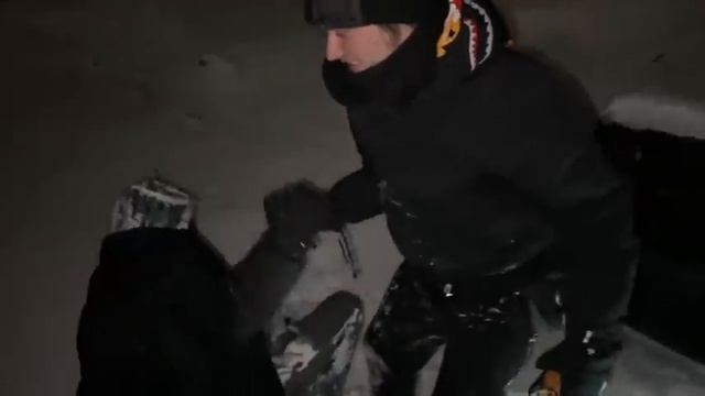 ХАЗЯЕВА УГАРАЮТ С ОГРОМНОЙ СОБАКОЙ | ЗАЛЕЗЛИ В ТРУБУ | ВСЕ ХАЗЯЕВА В СБОРЕ смотреть онлайн