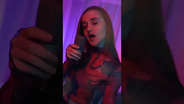 Britney Spears - Oops!…I Did It Again НА РУССКОМ смотреть онлайн