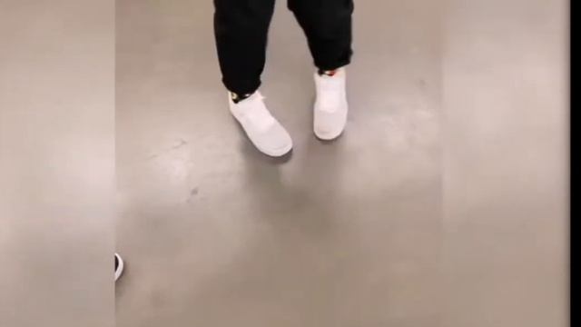 ЙОШИ, ЛАНА, УЛЬЯНА ВСТРЕТИЛИСЬ! УЛЯ УЧИТ ЙОШИ ТАНЦЕВАТЬ! КУПИЛИ УЛЬЯНЕ ЁЛКУ!|ЙОШИ ЛАНА ФАН смотреть онлайн