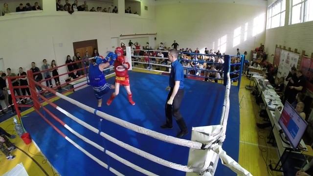 Мужчины Новички 63,5 кг Сафиуллин Т. (Сталинград) - Дмитриев С. (Росич) смотреть онлайн