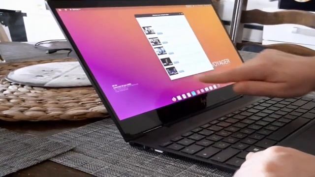 Voyager Switch Ubuntu Classic + Tablet PC Development смотреть онлайн