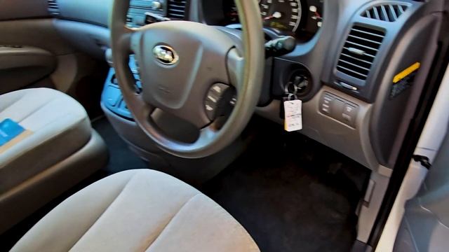 2014 Kia Grand Carnival Sports Automatic People Mover смотреть онлайн