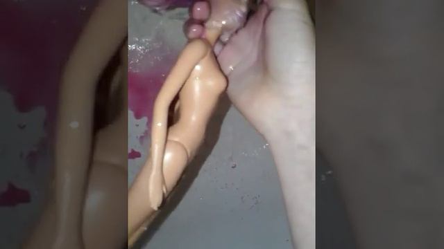 Как покрасить волосы кукле смотреть онлайн