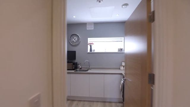 Oakwood Estates Video Tour of Hampstead House, West Drayton смотреть онлайн