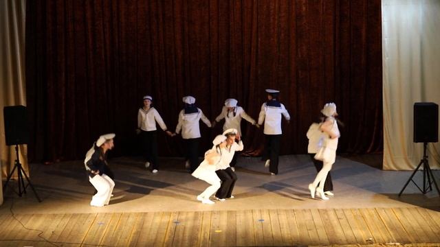 "В краю магнолий" Народная студия эстрадно-спортивного танца "Зеркало" смотреть онлайн