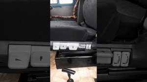 Конечный результат монтажа водительского сиденья Grammer на Зил.