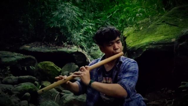 Bass Bamboo Flute - A Dark Forest смотреть онлайн