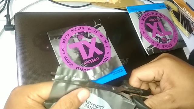 Unboxing senar guitar d'addario смотреть онлайн