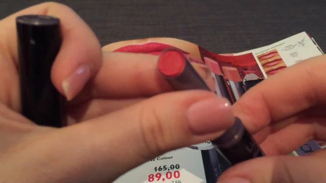 стойкая губная помада Oriflame the one colour unlimited - бесконечный красный смотреть онлайн