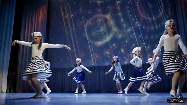 "Эй, моряк" Студия танца Encanto смотреть онлайн