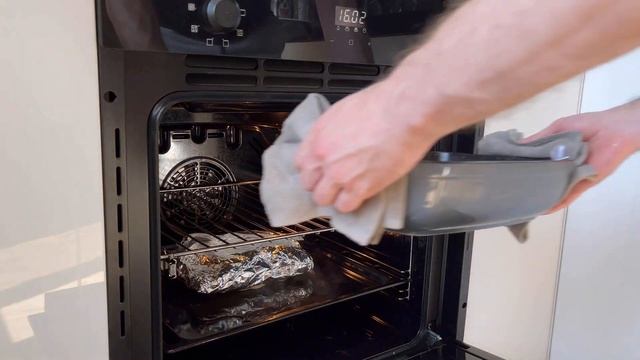 Говядина запечённая в духовке. Говядина запечённая в фольге. смотреть онлайн