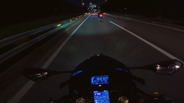 ? Super bike in SEOUL. pt.2 | Suzuki GSX-R1000R AKRAPOVIC + QuickShifter [4K] смотреть онлайн