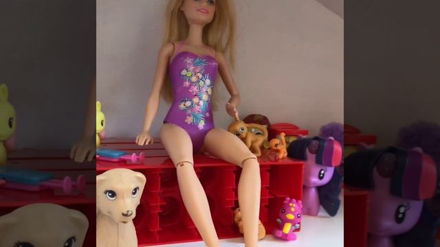 Домик для кукол🏠 Кто в нем живёт?🤷♀️ смотреть онлайн