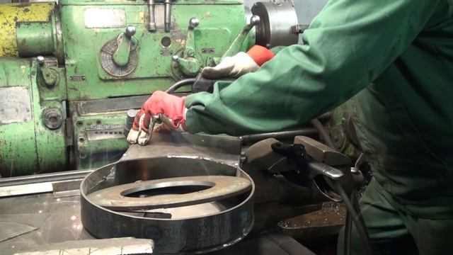 Самодельный мульчер для веток и Живая изгородь! смотреть онлайн