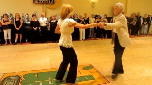 Пожилые танцуют   танец души