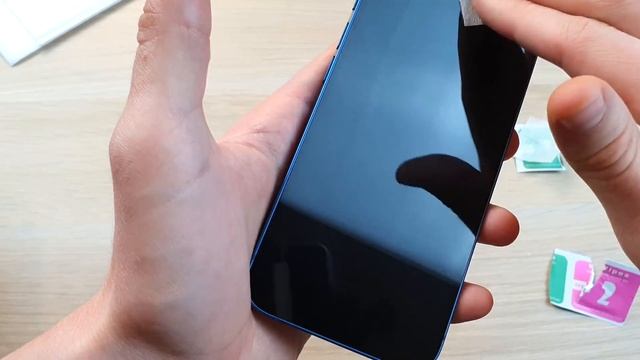 КЛЕЮ ЗАЩИТНОЕ СТЕКЛО НА IPHONE 13! смотреть онлайн