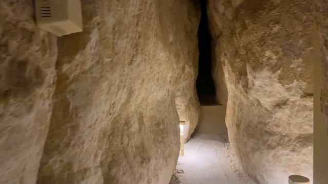 Jabal Qarah, Land Of Civilization| Part 2 Inside The Cave смотреть онлайн