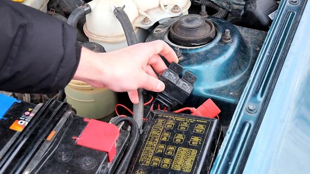 КЛАКСОН + СИРЕНА. Подключение штатного клаксона к сигналке смотреть онлайн