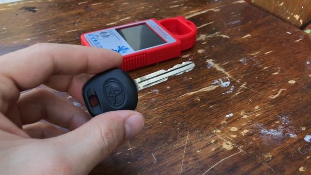 Как обнулить б/у смарт ключ Toyota, Lexus, Scion. смотреть онлайн