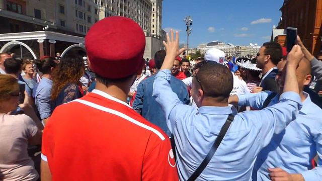 "ВИВАТ, АЛЖИР!" БОЛЕЛЬЩИКИ НА МАНЕЖЕ смотреть онлайн