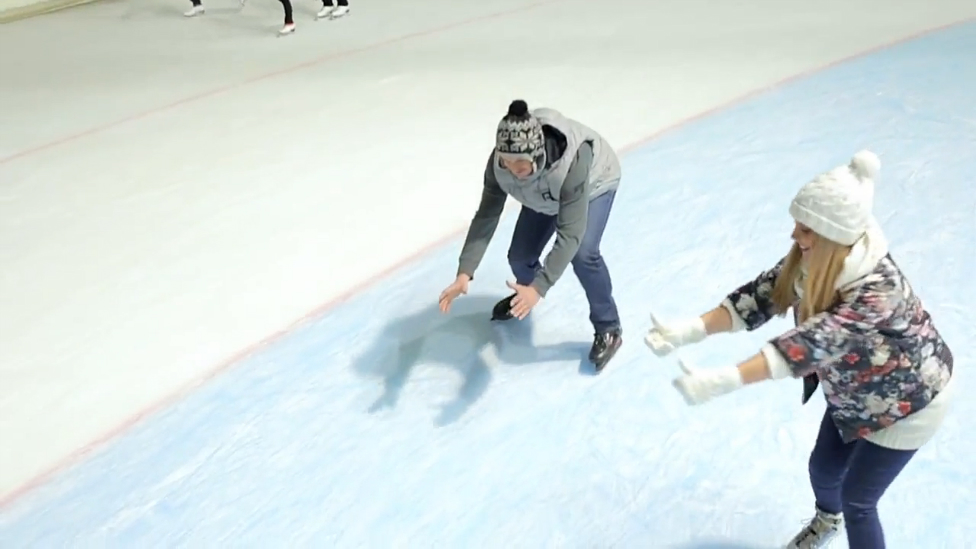 Жизнь на грани абсурда смотреть онлайн