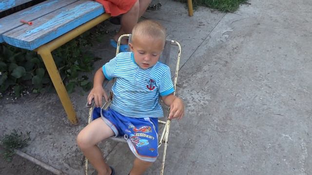 Лето, огурцы и пукалка))) смотреть онлайн