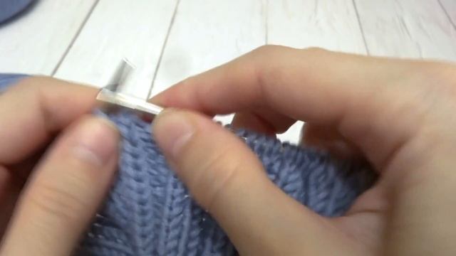 МАСТЕР-КЛАСС ШАПКА УЗОР "ЛОЖНАЯ КОСА" смотреть онлайн