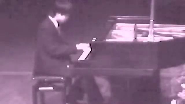 Martin Hunt performs Rondo Capriccioso by Mendelssohn смотреть онлайн