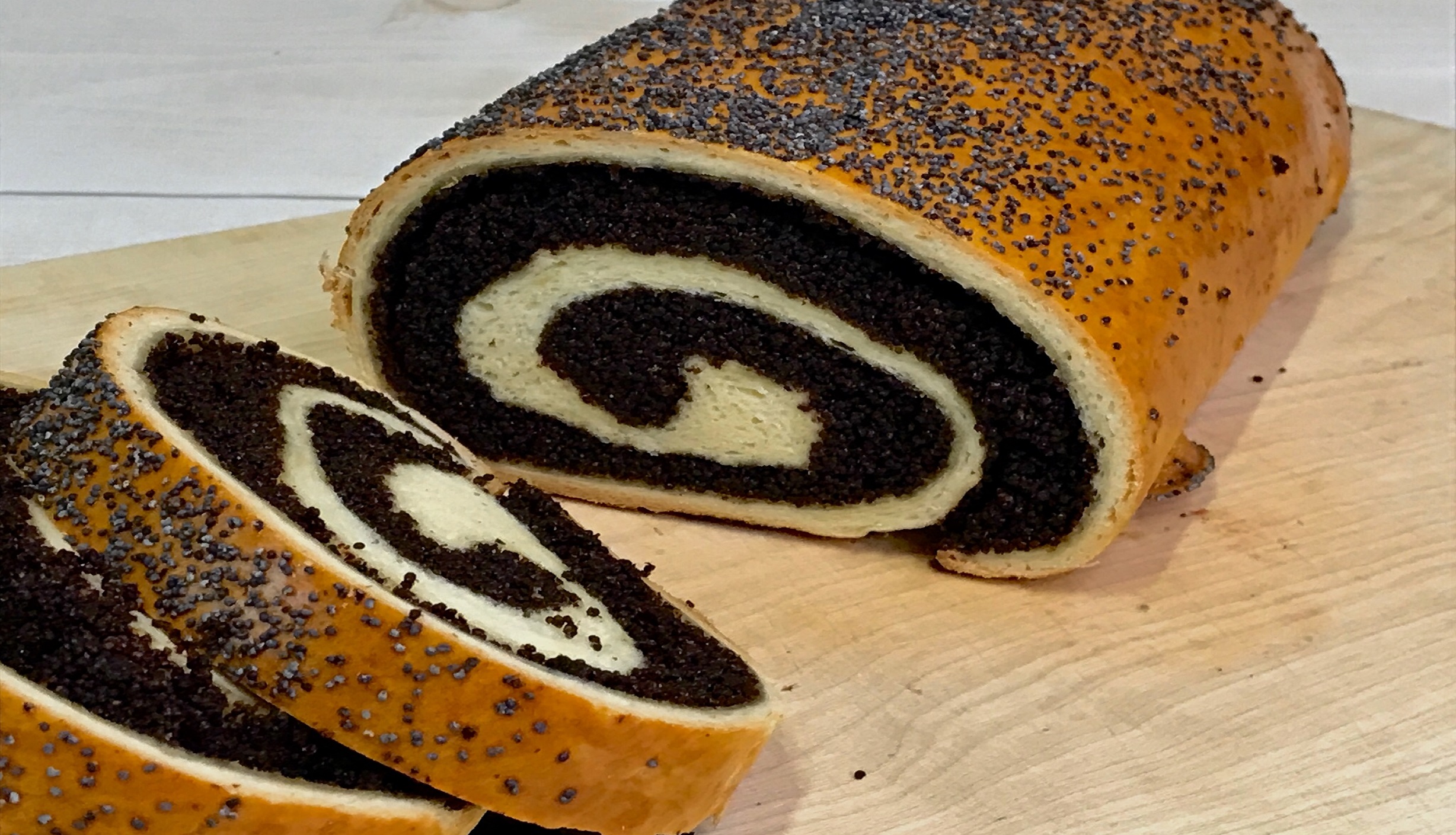 МАКОВЫЙ РУЛЕТ. Секрет влажной начинки и особенность его выпекания, о которых вы не знали!