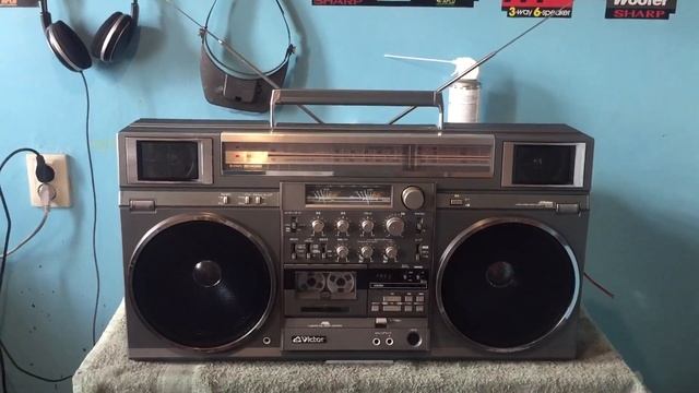 JVC RC-M90 vs Fisher PH-490 . Сравнение звучания смотреть онлайн