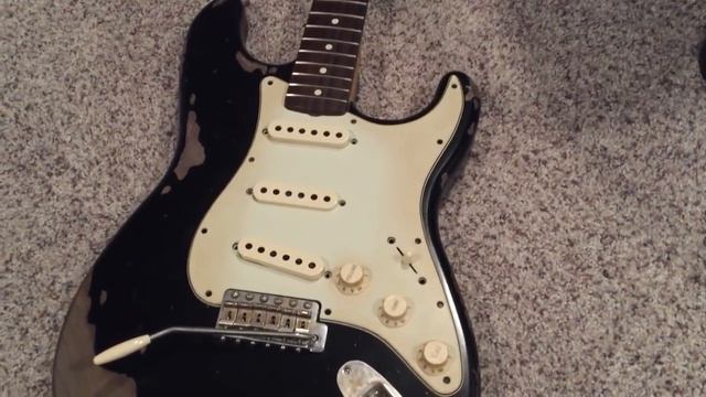 How To Relic A Pickguard & Other Plastic Parts