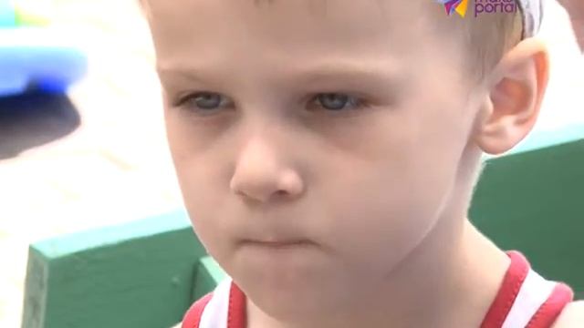 Герои постоянной рубрики «Где ты, мама?»: Руслан и Валентин смотреть онлайн