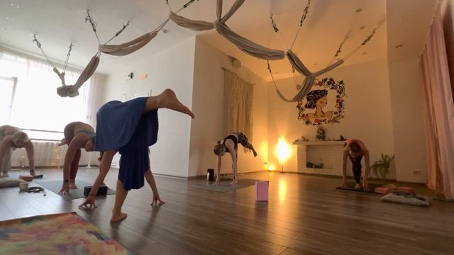 Йога Интенсив. Июнь смотреть онлайн