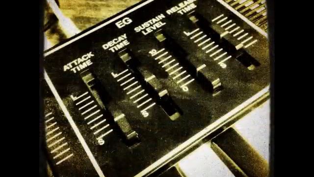 Yamaha CS01II plays BIG MUFF by Depeche Mode смотреть онлайн