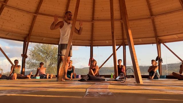Yoga retreat Shambanya full video смотреть онлайн