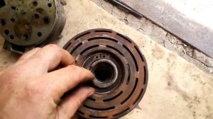 Разобрал компрессор кондиционера от Дэу Нексия