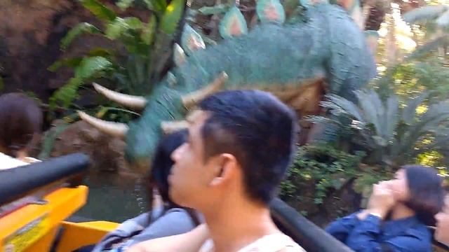 Universal studios Jurassic Park - Los Angeles смотреть онлайн