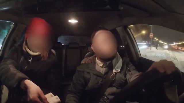 1000 рублей чаевые в экономе Яндекс такси смотреть онлайн