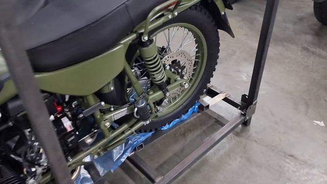 2023 Flat Green Ural Gear Up Sidecar Motorcycle with Body Colored Accents смотреть онлайн