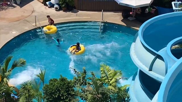 Pororo Aqua Park Bangkok. Cute and Clean! смотреть онлайн